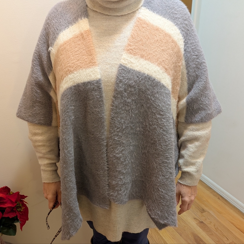 Elegant Soft Poncho w/ Sleeves